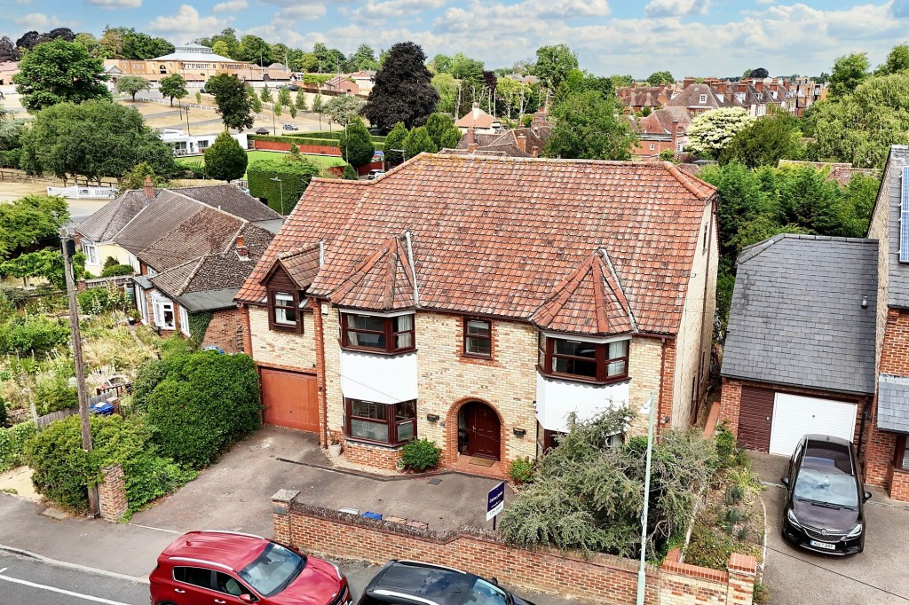 Warrington Street, Newmarket, CB8