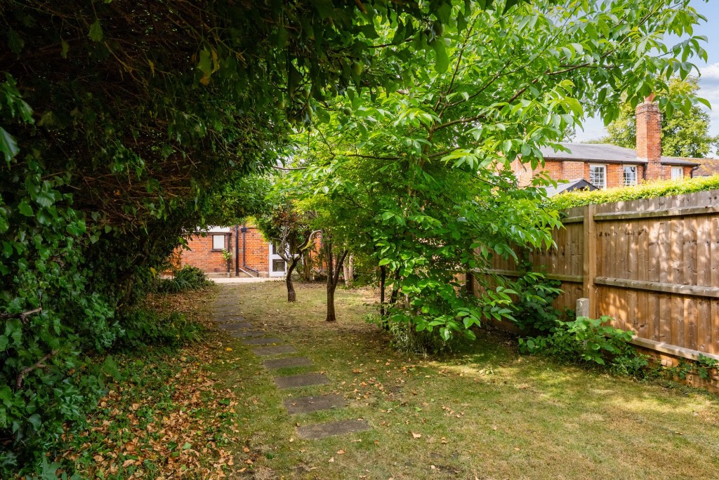 Cambridge Road, Girton, CB3