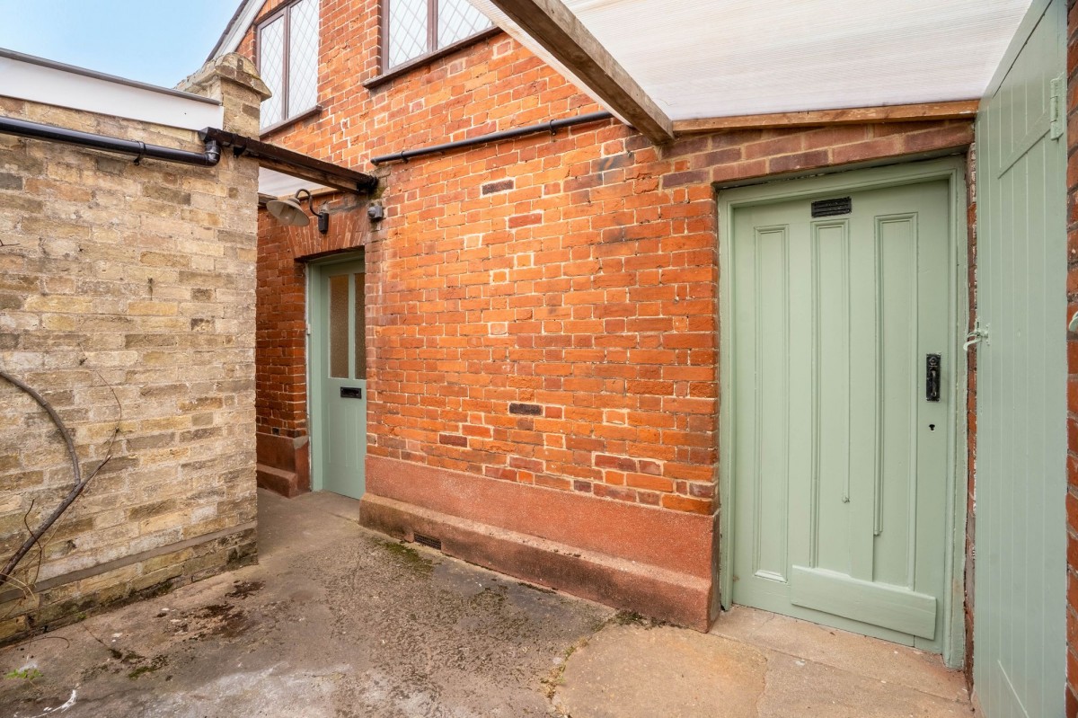 Cambridge Road, Girton, CB3