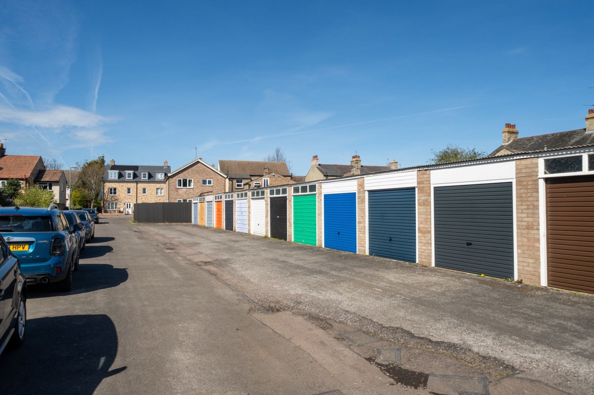 Grayling Close, Cambridge, CB4