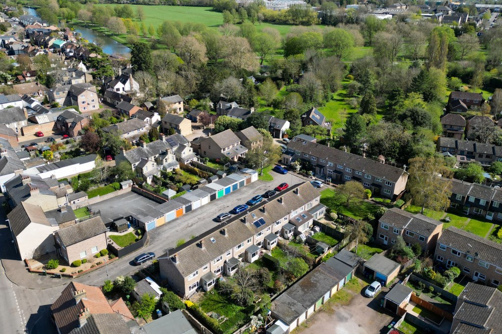 Grayling Close, Cambridge, CB4