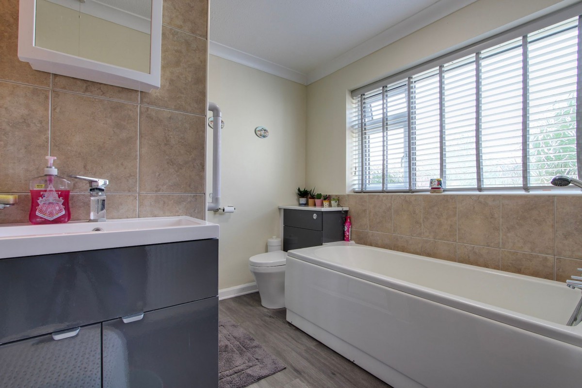 Outwell Road, Emneth, PE14