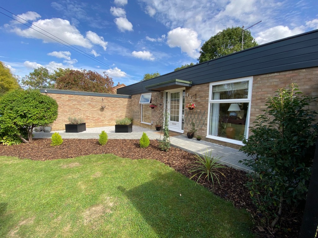 Bury Lane, Haddenham, CB6