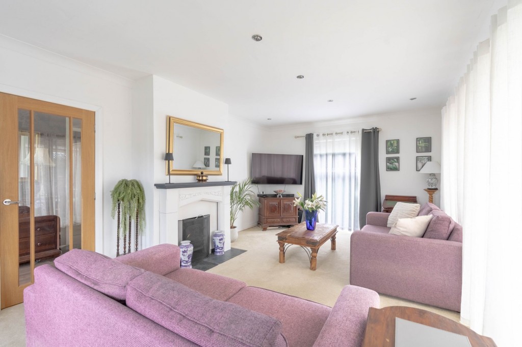 Bury Lane, Haddenham, CB6