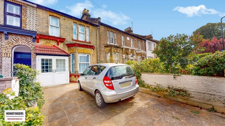 Hainault Road, Leytonstone, E11
