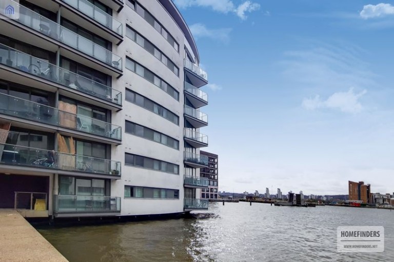 The Mast, Royal Docks, E16