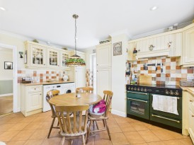 West Close, Hoddesdon, Herts