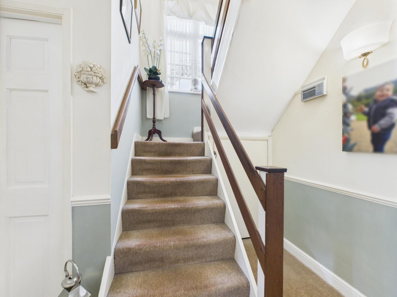 West Close, Hoddesdon