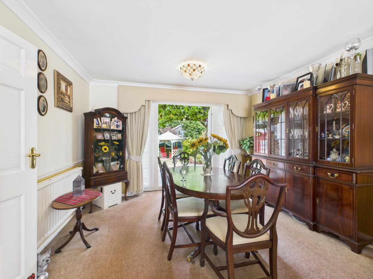 West Close, Hoddesdon