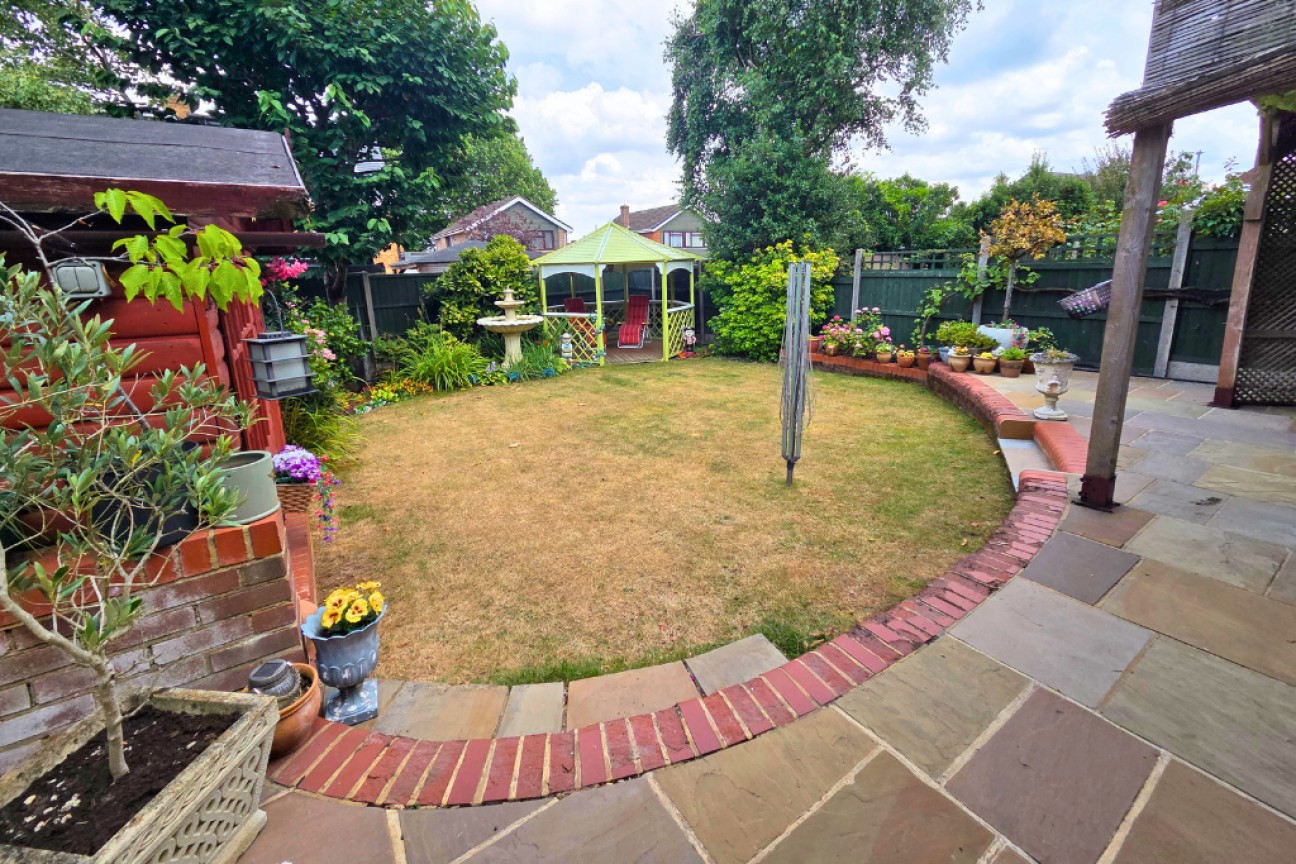 West Close, Hoddesdon