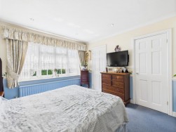 West Close, Hoddesdon