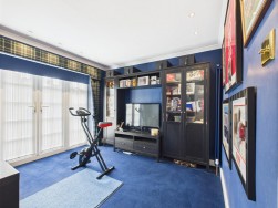 West Close, Hoddesdon