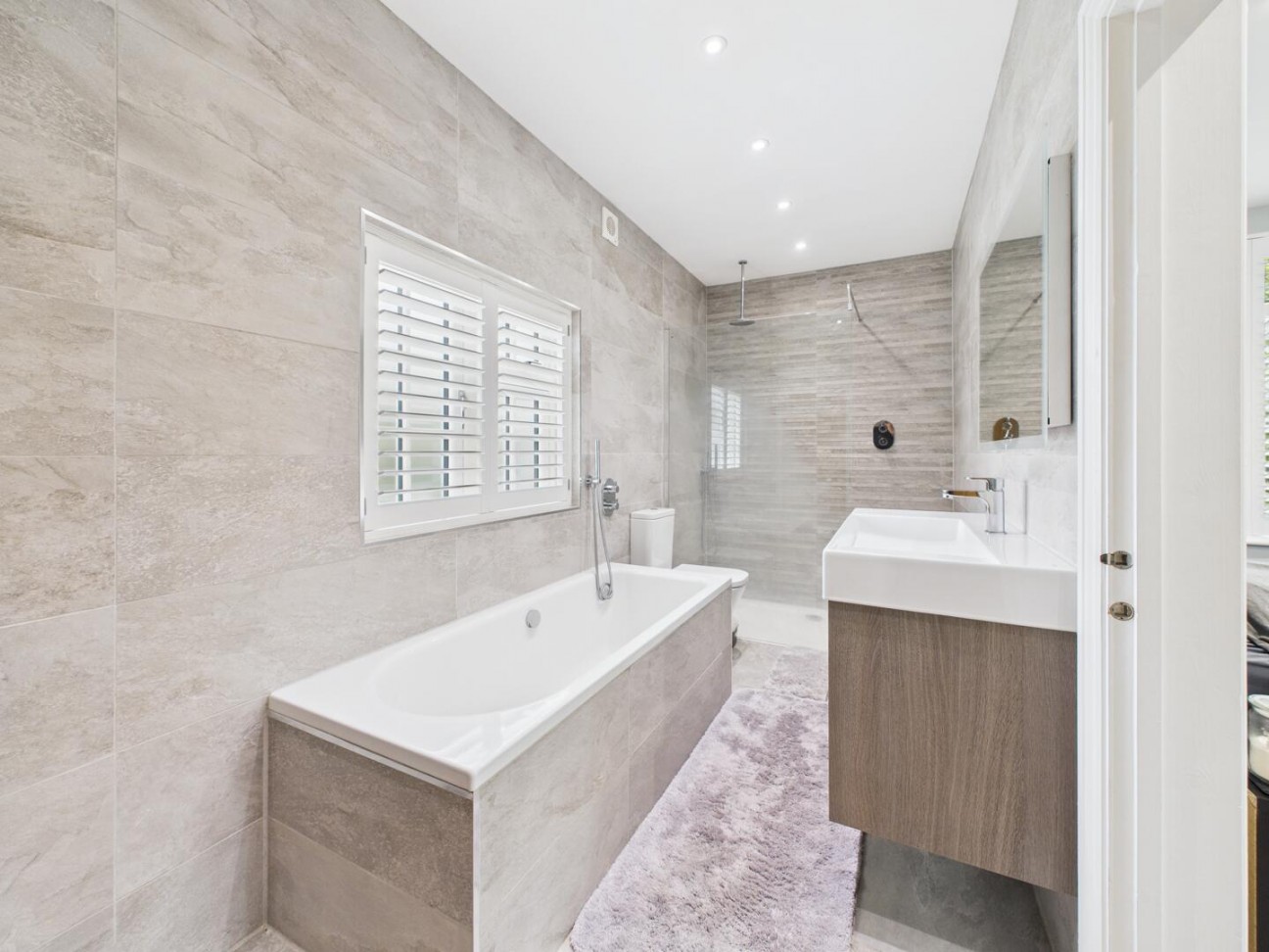 Lower Road, Great Amwell