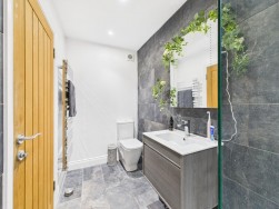 Lower Road, Great Amwell