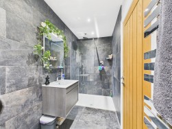 Lower Road, Great Amwell