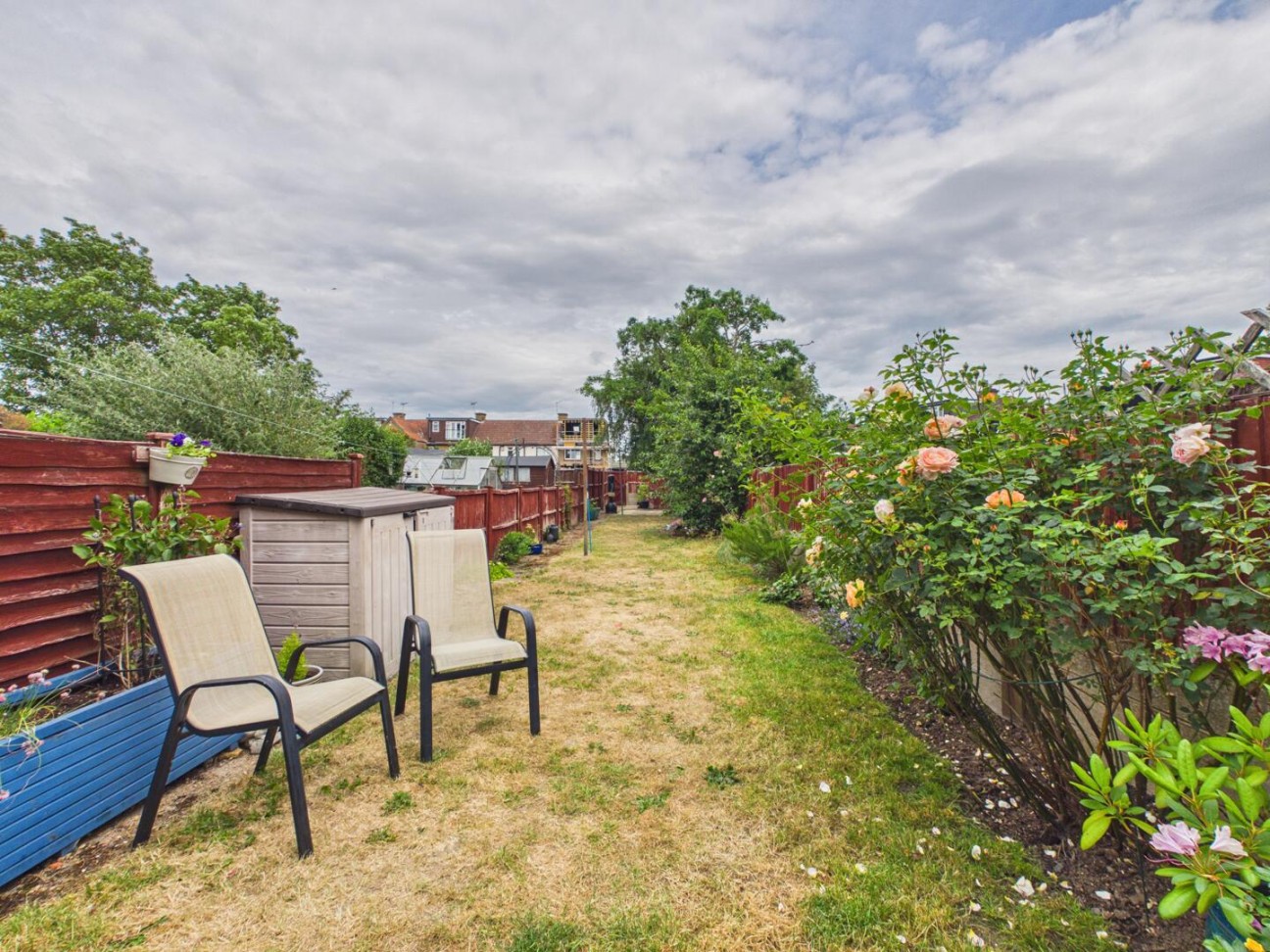 River Avenue, Hoddesdon