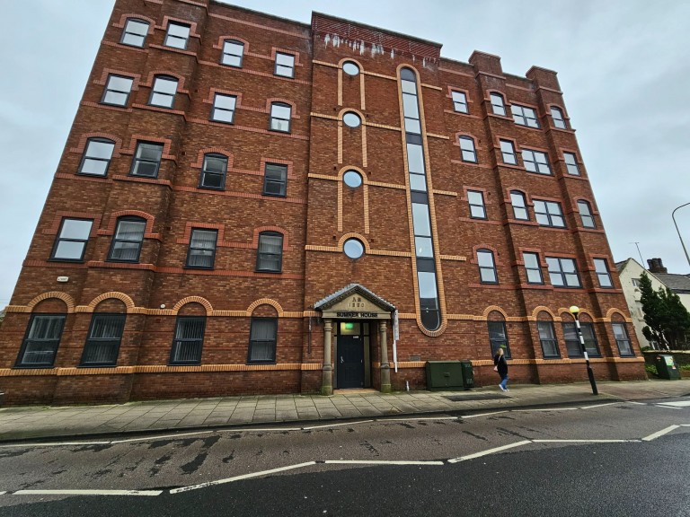 Flat 1 Sumner House, St. Thomas's Road, Chorley, PR7