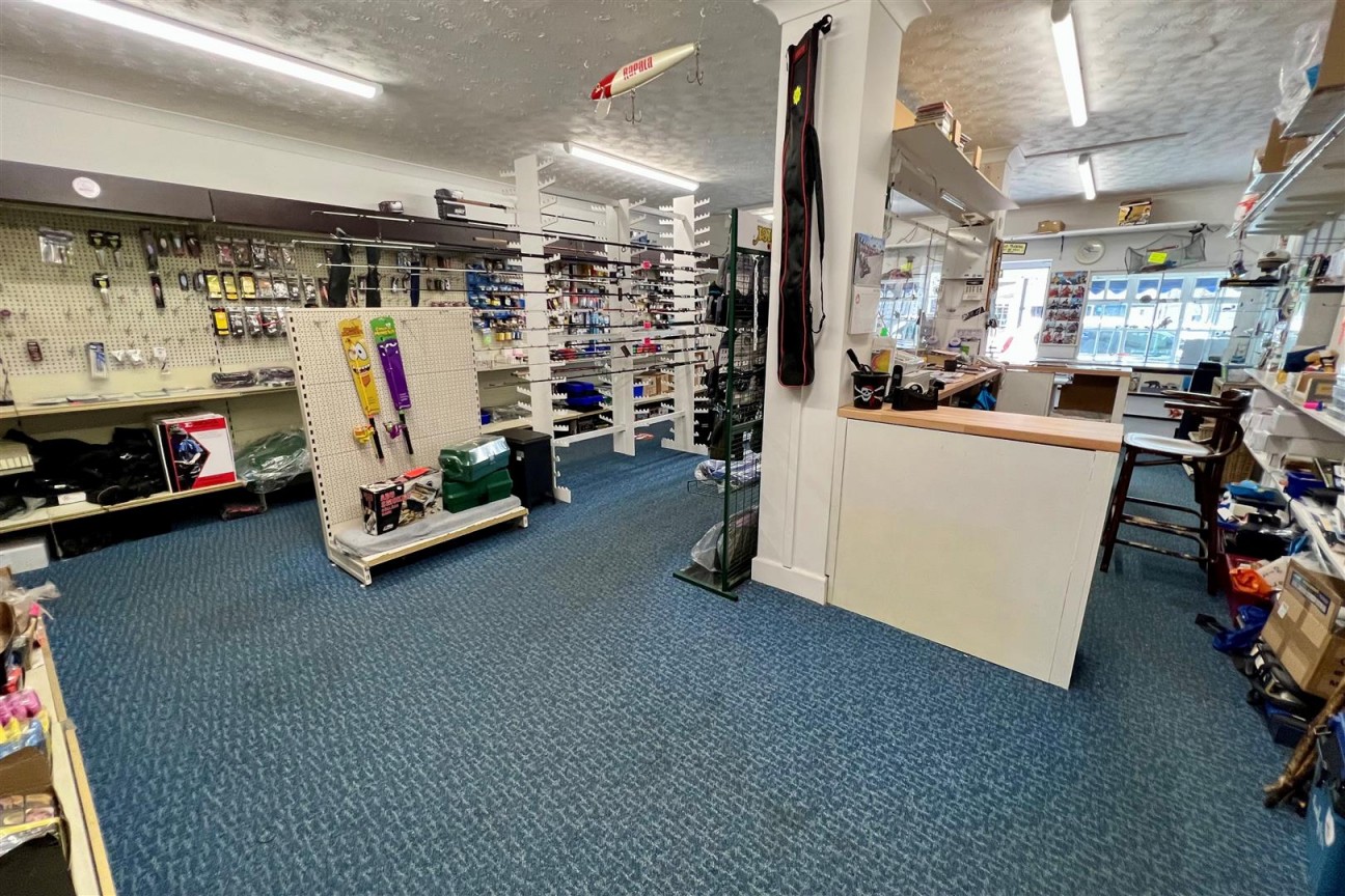 Flat and Shop, High Street