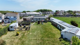Bungalow & Cattery Business, Avalanche Road, Southwell,Portland