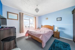 Harbour View Road, Portland