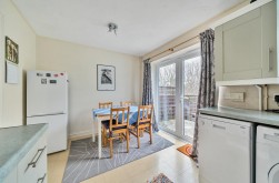 Wakeham, Portland