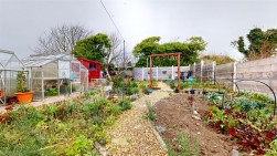 West Wools, Portland