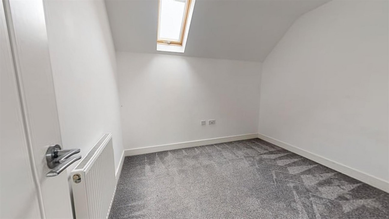 15 West Field Road, Weymouth