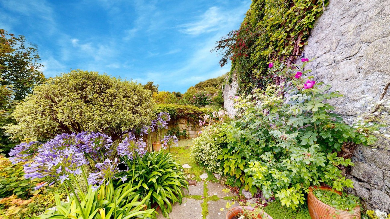 Old Hill, Portland