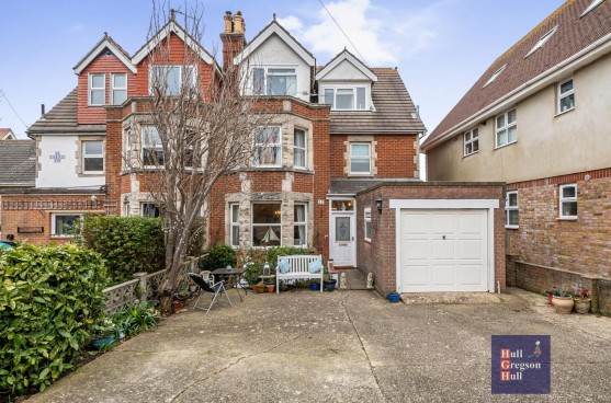 Cluny Crescent, Swanage