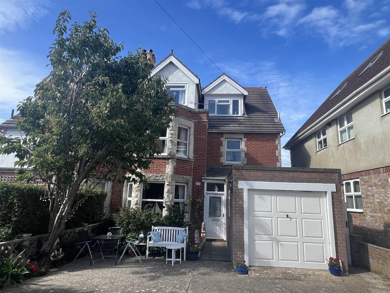 Cluny Crescent, Swanage
