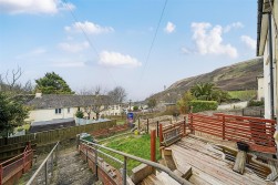 Tillycombe Road, Portland