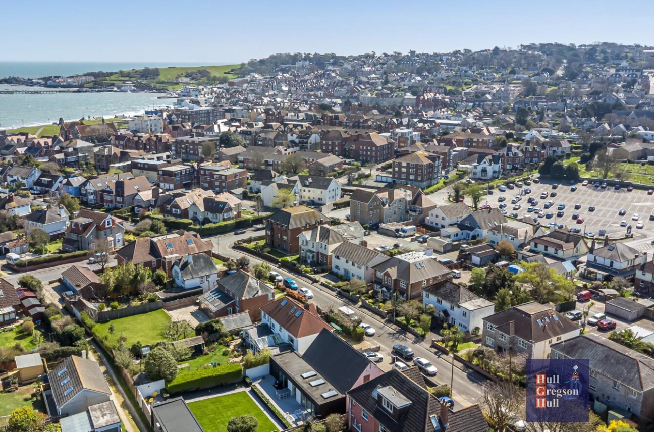 Flat 2 Richmond House, 27 Rabling Road, Swanage