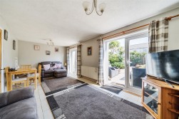 Isle Road, Portland