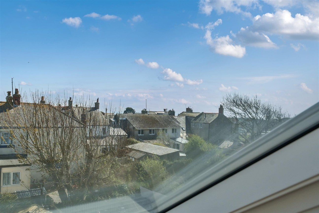 Isle Road, Portland