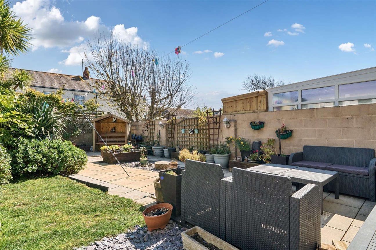 Isle Road, Portland
