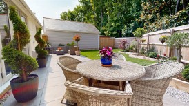 33 Kingbarrow Drive, Portland DT5 2FH