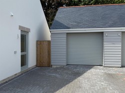 33 Kingbarrow Drive, Portland DT5 2FH