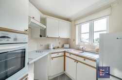 De Moulham Road, Swanage
