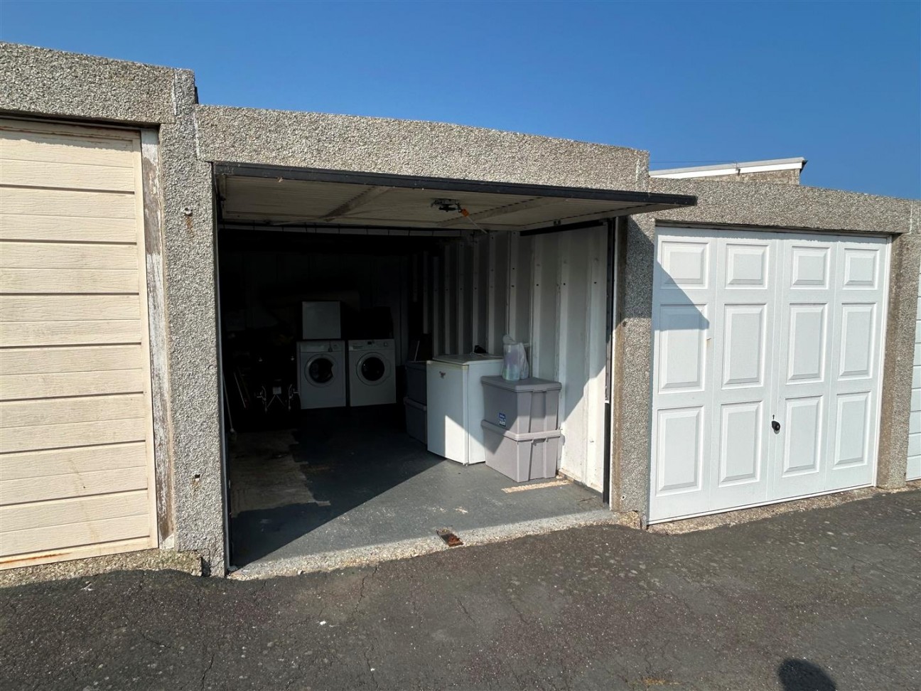 Garage, Haylands, Portland