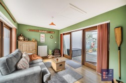 Newton Grange Close, Swanage