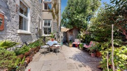 Wakeham, Portland