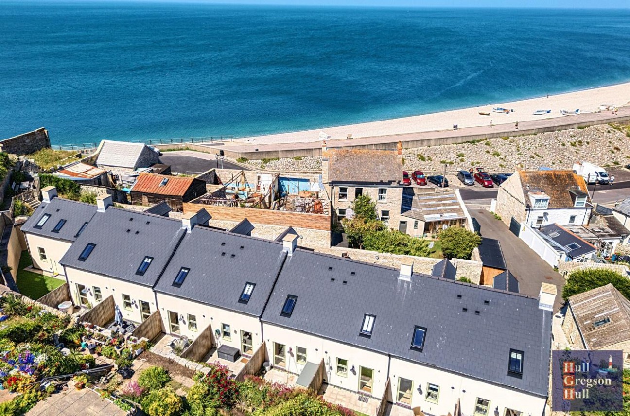Chesil Beach Mews, Brandy Row, Chiswell, Portland