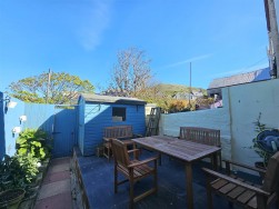 Hambro Road, Portland