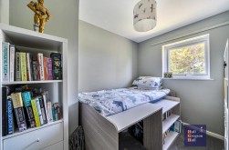 Stowell Crescent, Wareham