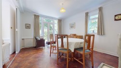 Wakeham, Portland