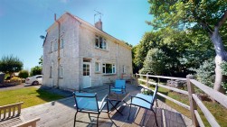 Wakeham, Portland