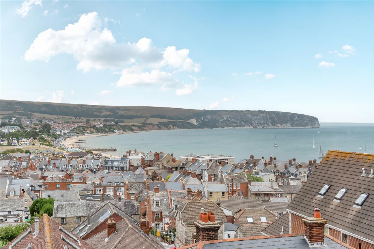Flat 2, 2 Cluny Crescent, Swanage