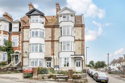 Flat 2, 2 Cluny Crescent, Swanage
