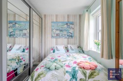 New Church Close, Portland