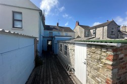 Wakeham, Portland